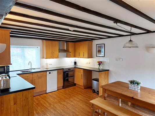 Cider Barn open plan kitchen dining room